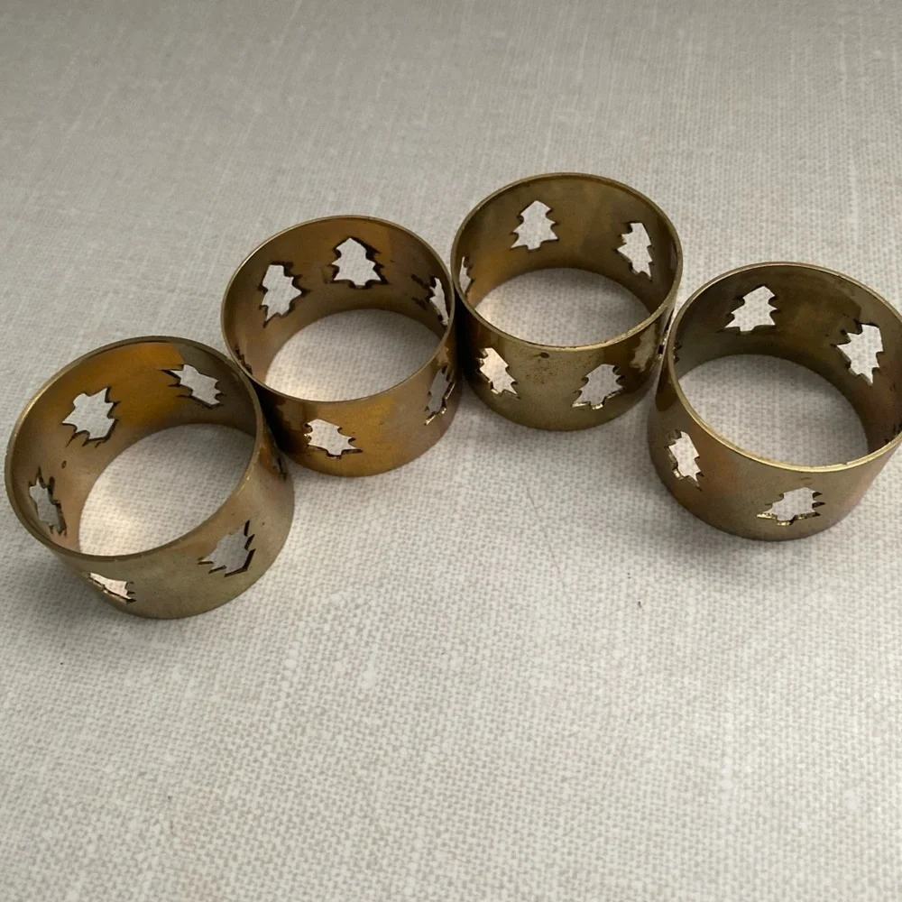 Vintage‎ Brass Laser Cut Christmas Tree Cut Out Napkin Rings Set of 4 Holiday